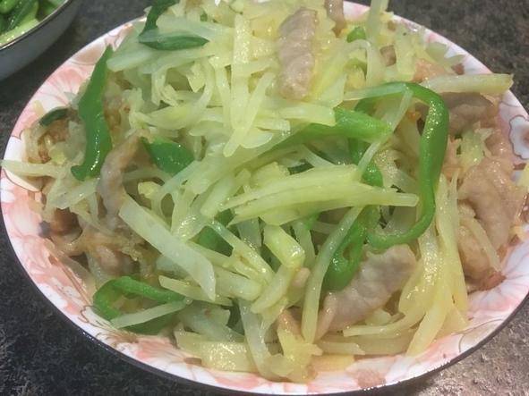 青椒土豆肉丝