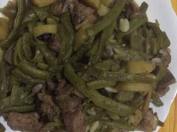 东北排骨土豆炖豆角