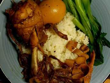 电饭煲‘卤肉’饭