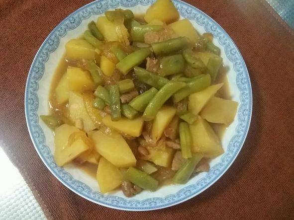 土豆炖豆角