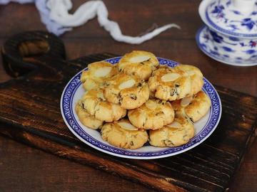 椰蓉黑加仑酥饼