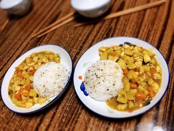 自制人气经典美食【咖喱鸡肉饭】