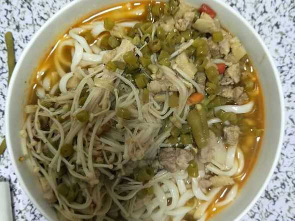 肉沫酸豆角面