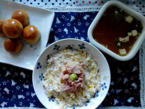 鱼罐头拌饭&味噌汤&栗馒头（金凤呈祥）