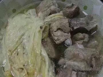 排骨豆皮汤