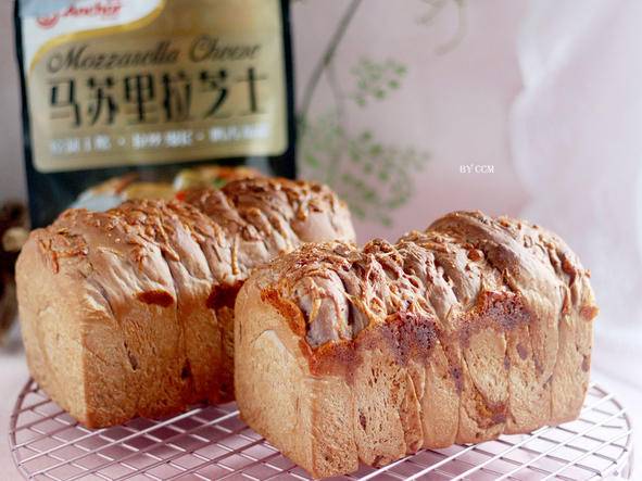 黑穗醋栗吐司---肉松芝士味