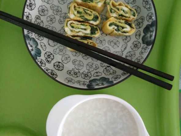 宝宝食谱之“菠菜海苔厚蛋烧”