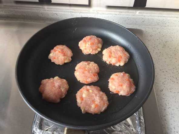 鸡肉饼