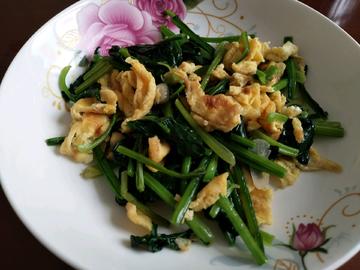 菠菜炒鸡蛋