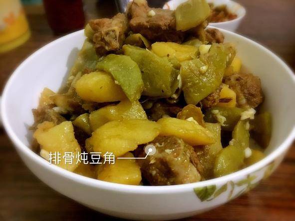 东北排骨炖豆角